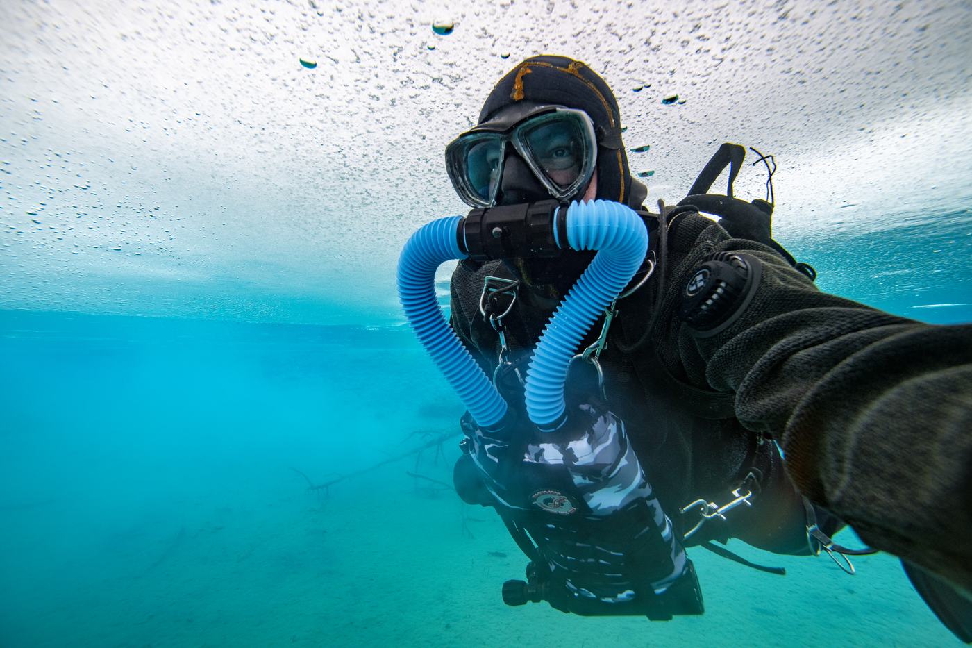 Plongée sous glace avec le Salamandre
